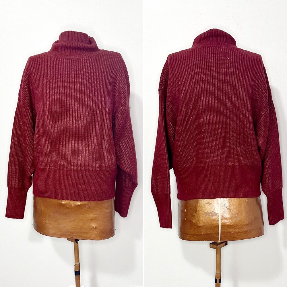Vici Ribbed Knit Turtleneck Sweater Burgundy Size small